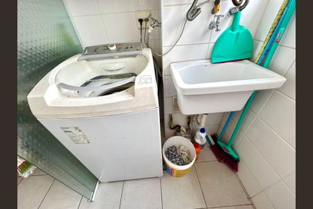 Apartamento para alugar com 58m², 2 quartos e 1 vagaÁrea de Serviço