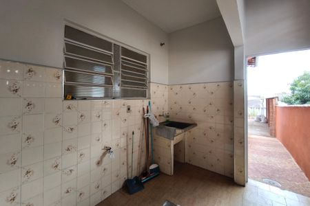 Casa à venda com 171m², 3 quartos e 4 vagas Casa à venda com 171m², 3 quartos e 4 vagasÁrea de Serviço