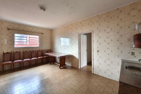 Casa à venda com 171m², 3 quartos e 4 vagas Casa à venda com 171m², 3 quartos e 4 vagasCozinha