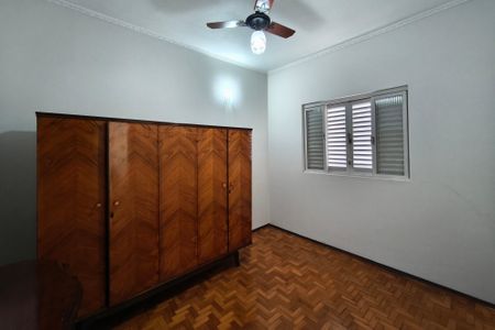 Casa à venda com 171m², 3 quartos e 4 vagas Casa à venda com 171m², 3 quartos e 4 vagasQuarto Suíte
