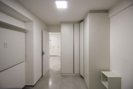Quarto 1 de apartamento para alugar com 1 quarto, 41m² em Vila Zelina, São Paulo
