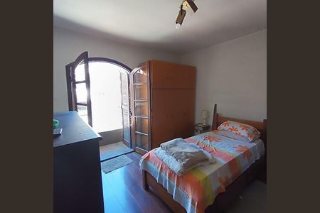 Casa à venda com 3 quartos, 179m² em Parque Sao Domingos, São Paulo