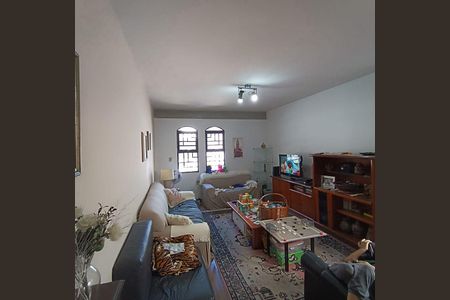Casa à venda com 3 quartos, 179m² em Parque Sao Domingos, São Paulo