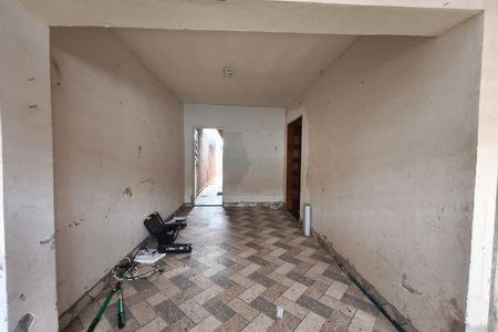 Casa à venda com 100m², 3 quartos e 2 vagasQuintal - Garagem