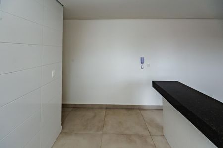 Apartamento para alugar com 3 quartos, 122m² em Planalto, Belo Horizonte