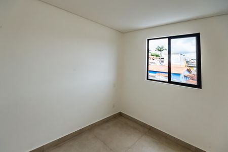 Apartamento para alugar com 3 quartos, 122m² em Planalto, Belo Horizonte