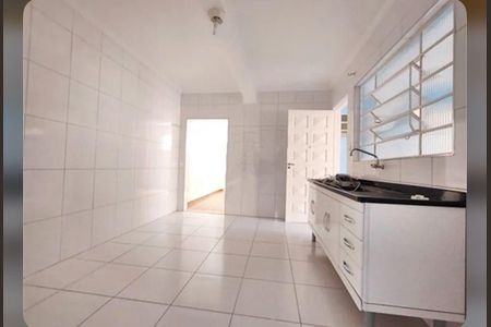 Casa à venda com 3 quartos, 263m² em Vila Constança, São Paulo