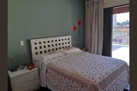 Casa à venda com 3 quartos, 180m² em Parque Sao Domingos, São Paulo