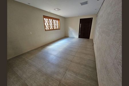 Casa à venda com 6 quartos, 280m² em Parque Sao Luis, São Paulo