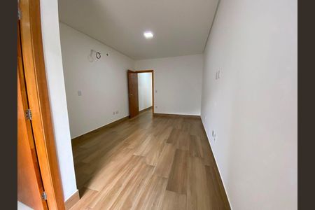 Casa à venda com 3 quartos, 120m² em Parque Sao Domingos, São Paulo