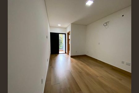 Casa à venda com 3 quartos, 120m² em Parque Sao Domingos, São Paulo