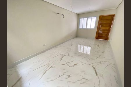 Casa à venda com 3 quartos, 130m² em Parque Sao Domingos, São Paulo