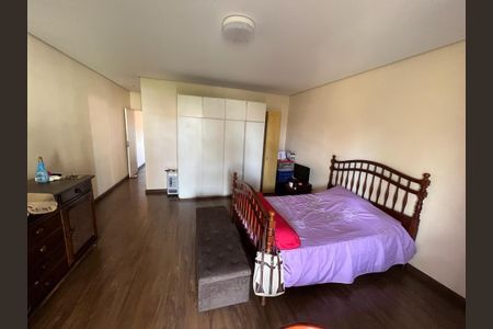 Casa à venda com 3 quartos, 238m² em Vila Albertina, São Paulo