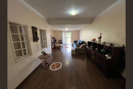 Casa à venda com 3 quartos, 238m² em Vila Albertina, São Paulo