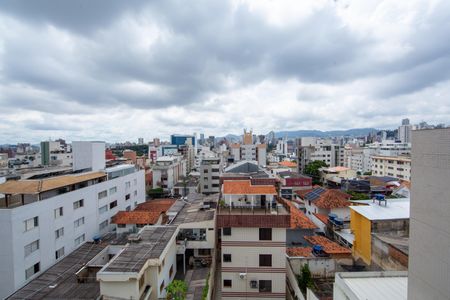 Apartamento à venda com 275m², 3 quartos e 3 vagas Apartamento à venda com 275m², 3 quartos e 3 vagasVISTA