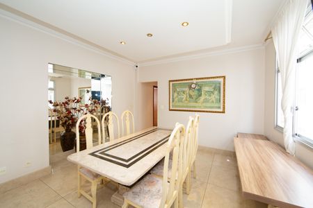 Apartamento à venda com 275m², 3 quartos e 3 vagas Apartamento à venda com 275m², 3 quartos e 3 vagasSALA