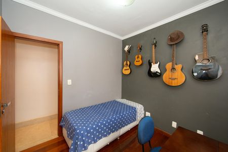 Apartamento à venda com 275m², 3 quartos e 3 vagas Apartamento à venda com 275m², 3 quartos e 3 vagasQUARTO1