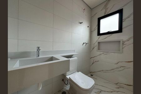 Casa à venda com 3 quartos, 180m² em Parque Sao Domingos, São Paulo