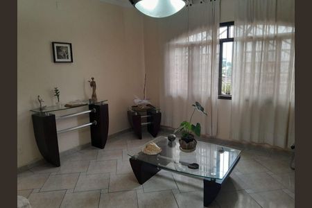 Casa à venda com 3 quartos, 238m² em Vila Bancaria Munhoz, São Paulo