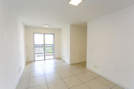 sala  de apartamento para alugar com 3 quartos, 74m² em Vila Andrade, São Paulo