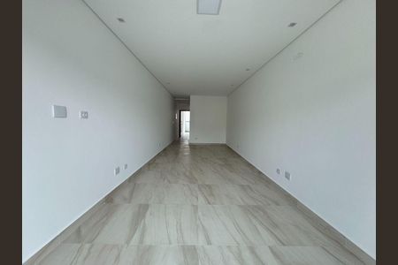 Casa à venda com 3 quartos, 180m² em Parque Sao Domingos, São Paulo