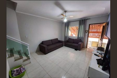 Casa à venda com 2 quartos, 115m² em Vila Iorio, São Paulo