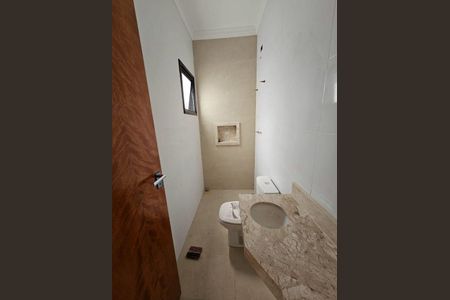 Casa à venda com 3 quartos, 135m² em Parque Vitoria, São Paulo