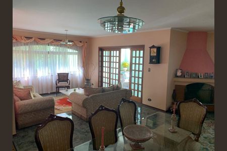 Casa à venda com 4 quartos, 341m² em City América, São Paulo