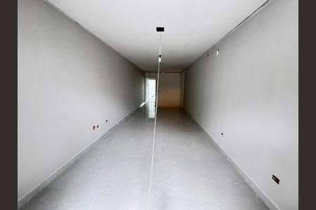 Casa à venda com 3 quartos, 210m² em Parque Sao Domingos, São Paulo