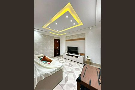 Casa à venda com 3 quartos, 107m² em Vila Constança, São Paulo