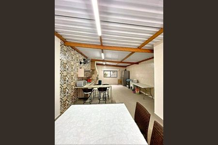 Casa à venda com 3 quartos, 107m² em Vila Constança, São Paulo