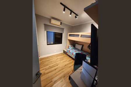 Casa à venda com 3 quartos, 2003m² em Moinho Velho, São Paulo