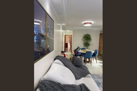 Casa à venda com 3 quartos, 210m² em Parque Sao Domingos, São Paulo