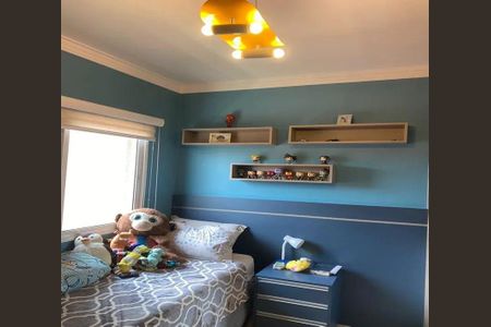 Casa à venda com 3 quartos, 210m² em Parque Sao Domingos, São Paulo