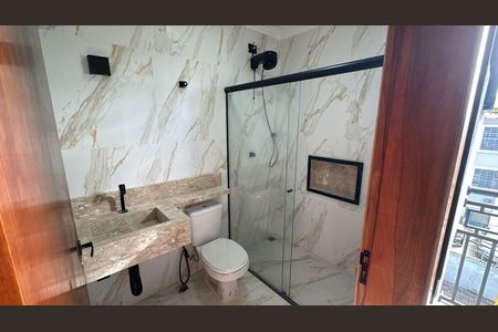 Casa à venda com 3 quartos, 160m² em Vila Constança, São Paulo