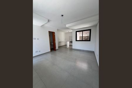 Casa à venda com 2 quartos, 89m² em Vila Guaca, São Paulo