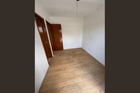 Casa à venda com 2 quartos, 89m² em Vila Guaca, São Paulo