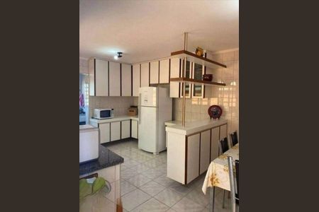 Casa à venda com 3 quartos, 188m² em Jardim Monte Alegre, São Paulo