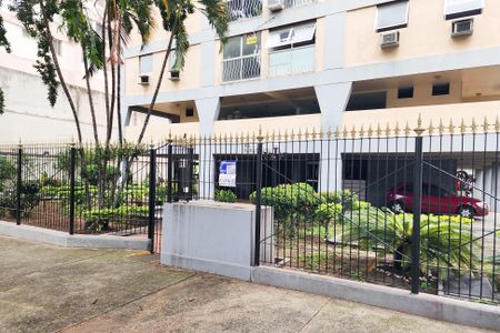 Apartamento à venda com 72m², 3 quartos e sem vaga Apartamento à venda com 72m², 3 quartos e sem vagaFachada do Condomínio