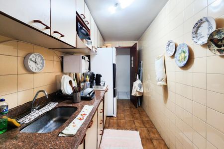 Apartamento à venda com 72m², 3 quartos e sem vaga Apartamento à venda com 72m², 3 quartos e sem vagaCozinha