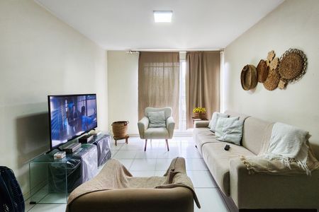 Apartamento à venda com 72m², 3 quartos e sem vaga Apartamento à venda com 72m², 3 quartos e sem vagaSala
