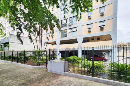 Apartamento à venda com 72m², 3 quartos e sem vaga Apartamento à venda com 72m², 3 quartos e sem vagaFachada do Condomínio