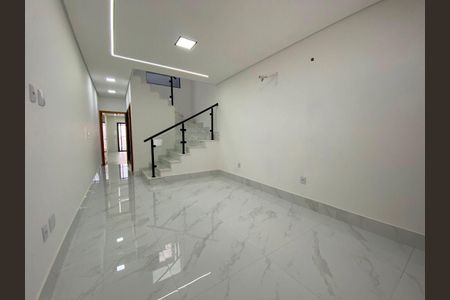 Casa à venda com 3 quartos, 120m² em Parque Sao Domingos, São Paulo