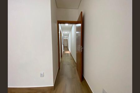 Casa à venda com 3 quartos, 120m² em Parque Sao Domingos, São Paulo