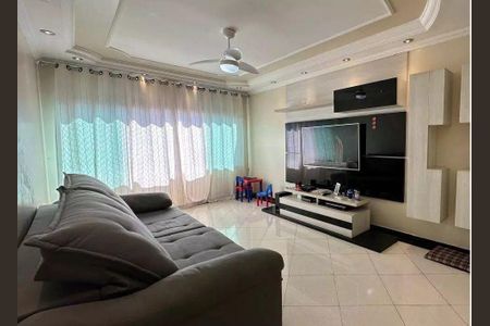 Casa à venda com 3 quartos, 241m² em Chácara Inglesa, São Paulo