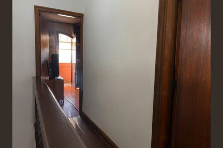 Casa à venda com 3 quartos, 350m² em Parque Maria Domitila, São Paulo