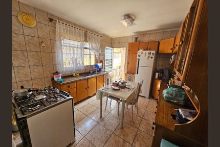 Casa à venda com 3 quartos, 130m² em Vila Miriam, São Paulo