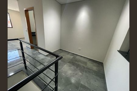 Casa à venda com 3 quartos, 170m² em Jardim Mariliza, São Paulo