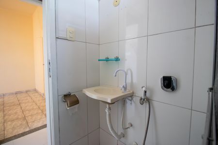 Apartamento à venda com 69m², 2 quartos e 1 vaga Apartamento à venda com 69m², 2 quartos e 1 vagaBanheiro