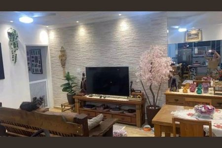 Casa à venda com 2 quartos, 142m² em Vila Leonor, São Paulo